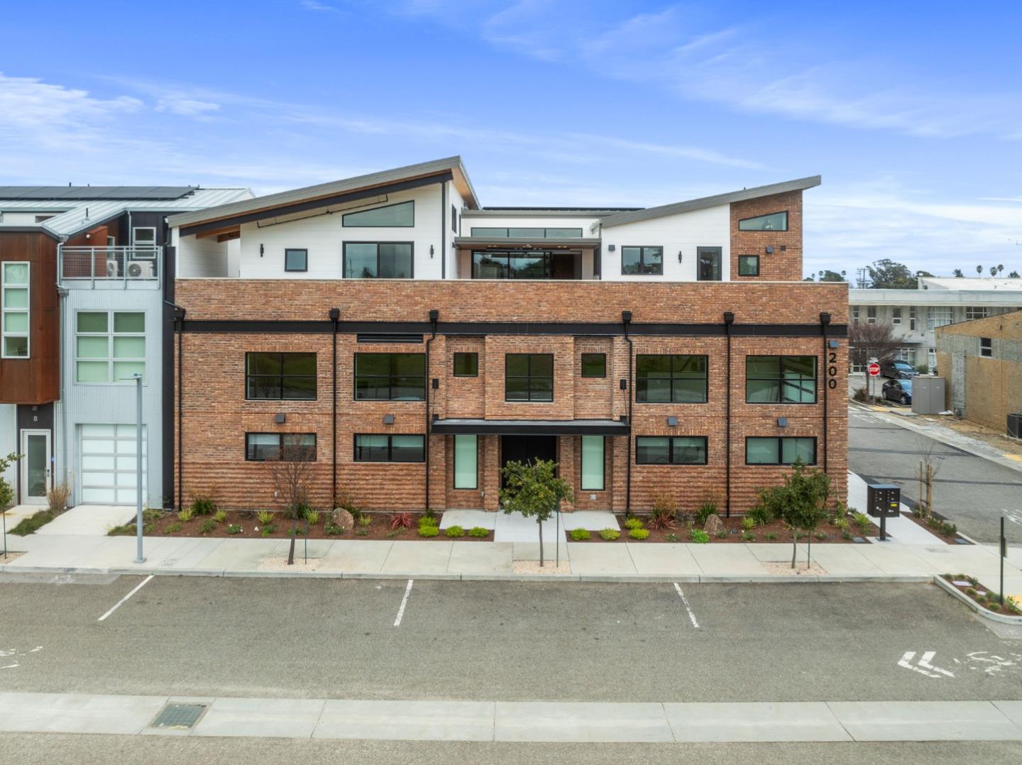 Detail Gallery Image 1 of 31 For 200 Panetta Ave #3,  Santa Cruz,  CA 95060 - 2 Beds | 2/1 Baths