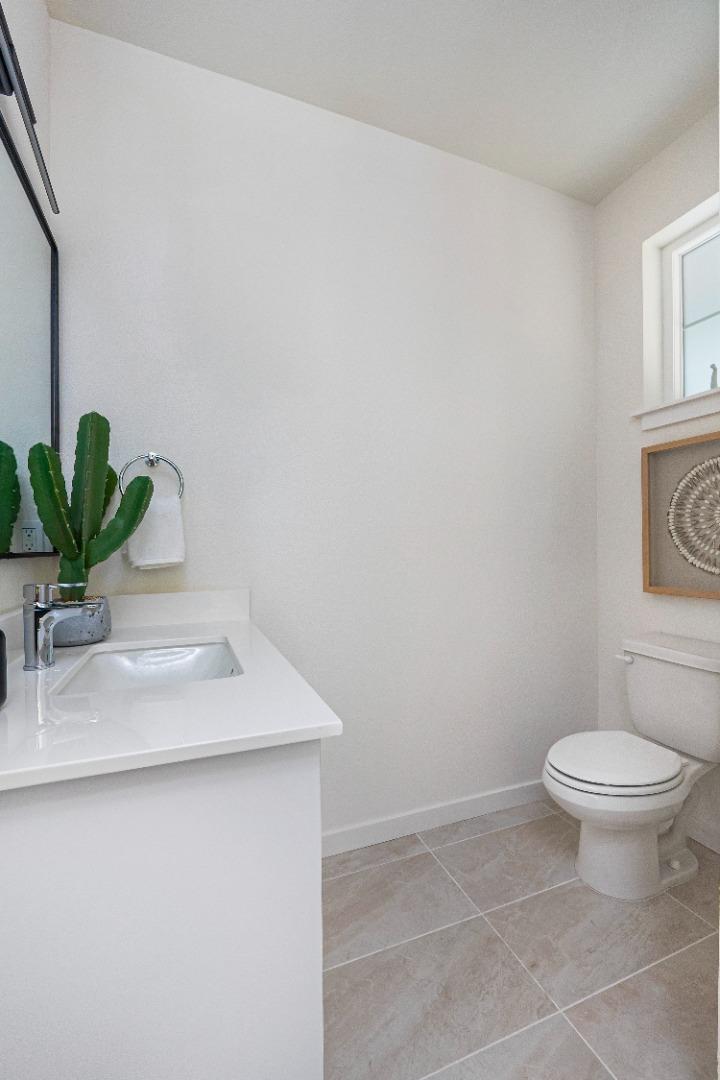 Detail Gallery Image 18 of 29 For 137 Flynn Ave, Mountain View,  CA 94043 - 3 Beds | 3/1 Baths
