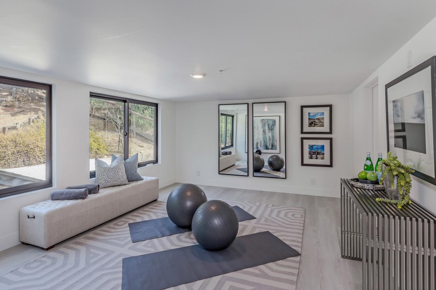Detail Gallery Image 64 of 83 For 25311 Okeefe Ln, Los Altos Hills,  CA 94022 - 4 Beds | 4 Baths