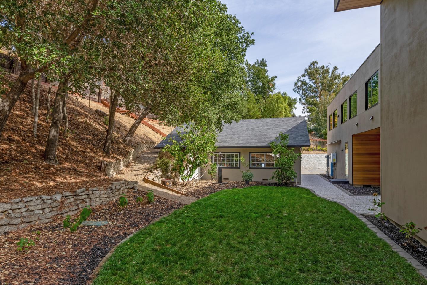 Detail Gallery Image 69 of 83 For 25311 Okeefe Ln, Los Altos Hills,  CA 94022 - 4 Beds | 4 Baths