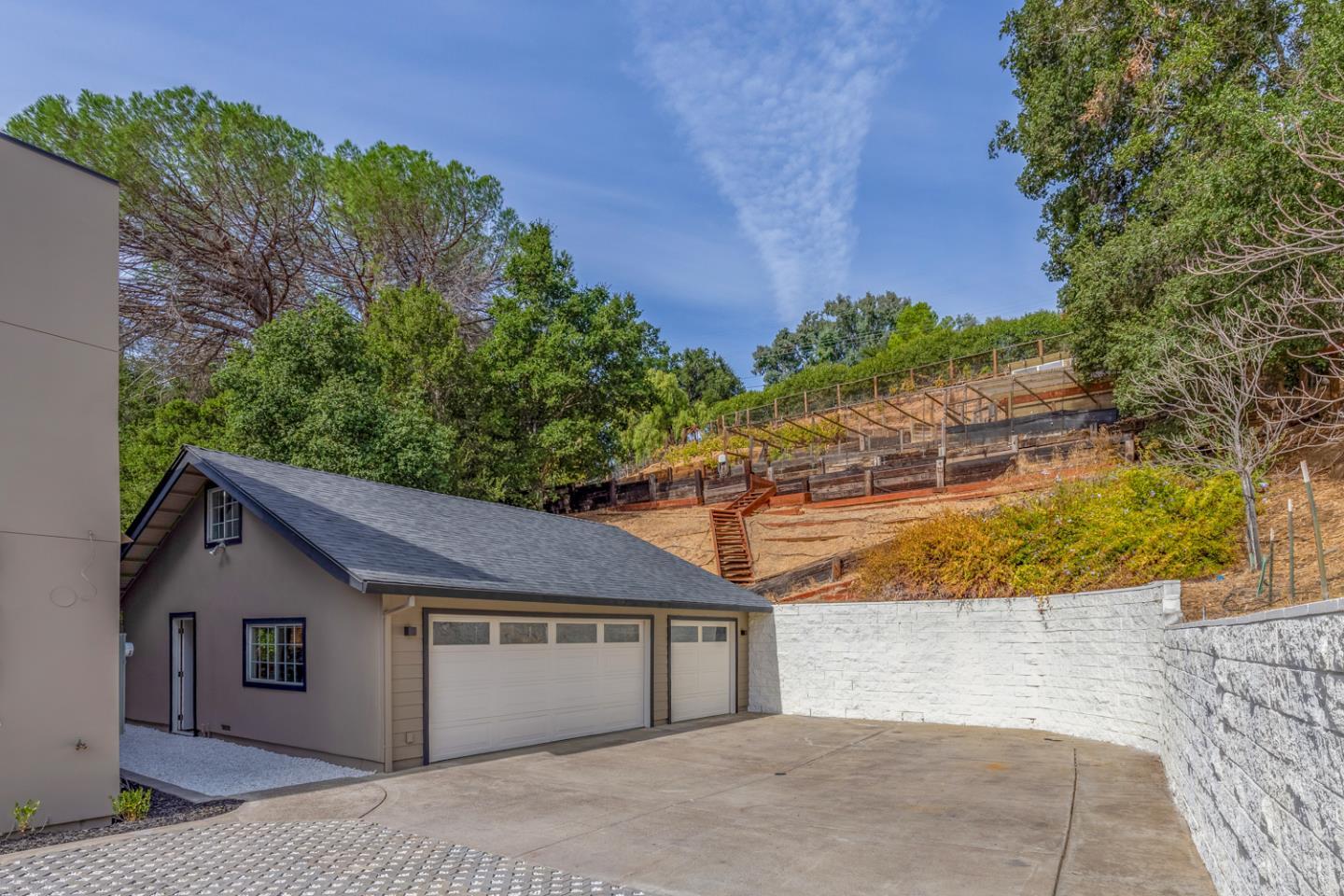 Detail Gallery Image 72 of 83 For 25311 Okeefe Ln, Los Altos Hills,  CA 94022 - 4 Beds | 4 Baths