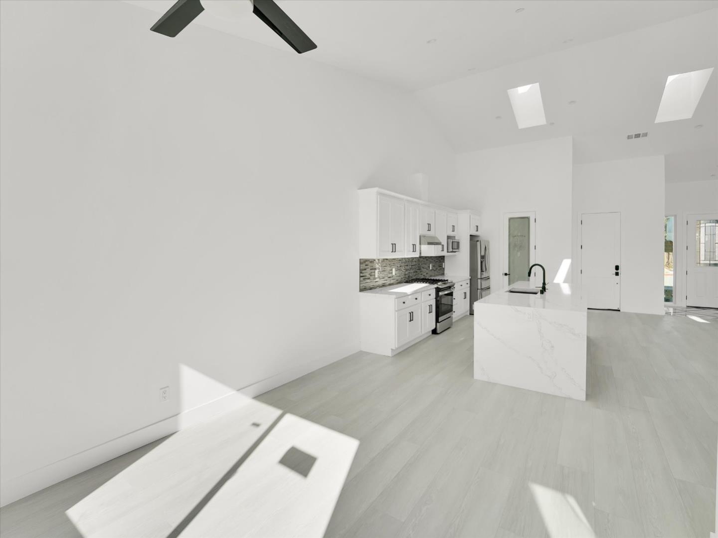 231 Bundeson Dr Unit 100, Hollister, CA 95023 photo 13
