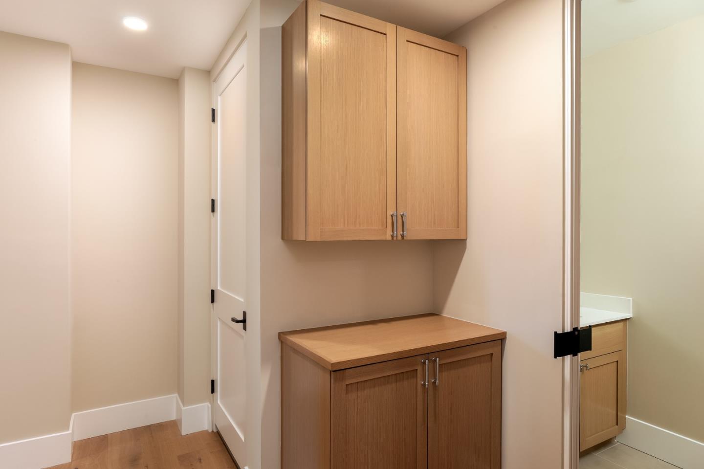 Detail Gallery Image 9 of 49 For 389 First St #32,  Los Altos,  CA 94022 - 2 Beds | 2/1 Baths