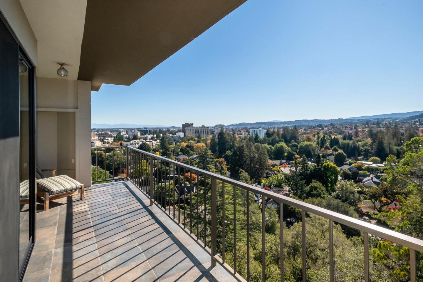 Detail Gallery Image 1 of 35 For 50 Mounds Rd #610,  San Mateo,  CA 94402 - 2 Beds | 2 Baths