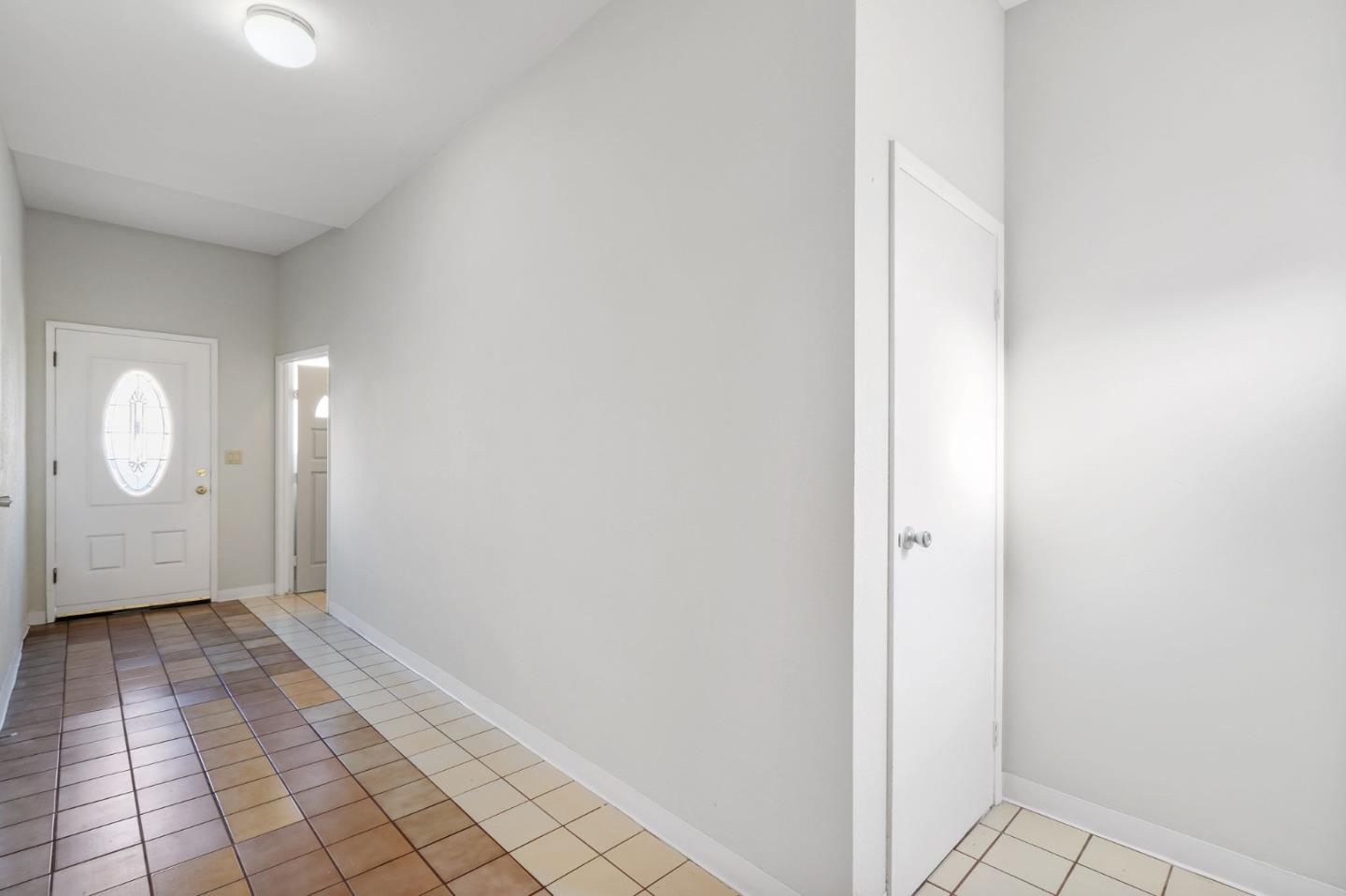Detail Gallery Image 1 of 1 For 116 a Madrone #2,  South San Francisco,  CA 94080 - 3 Beds | 1 Baths
