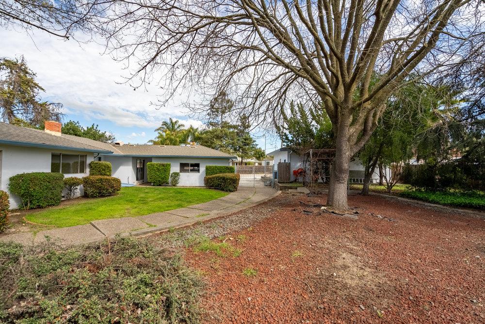 1603 Hillcrest Rd, Hollister, CA 95023 - 3 Beds | 2 Baths (Contingent ...