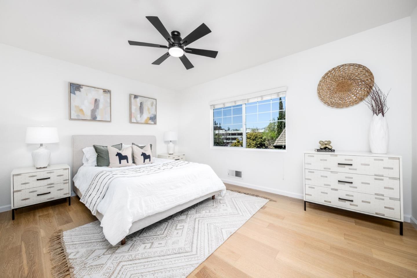 Detail Gallery Image 17 of 30 For 808 Lenzen Ave #108,  San Jose,  CA 95126 - 2 Beds | 2/1 Baths