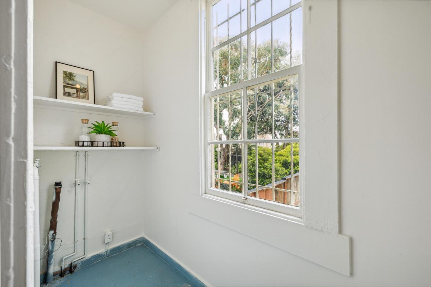 Detail Gallery Image 39 of 73 For 1358 Fell St, San Francisco,  CA 94117 - 4 Beds | 2 Baths