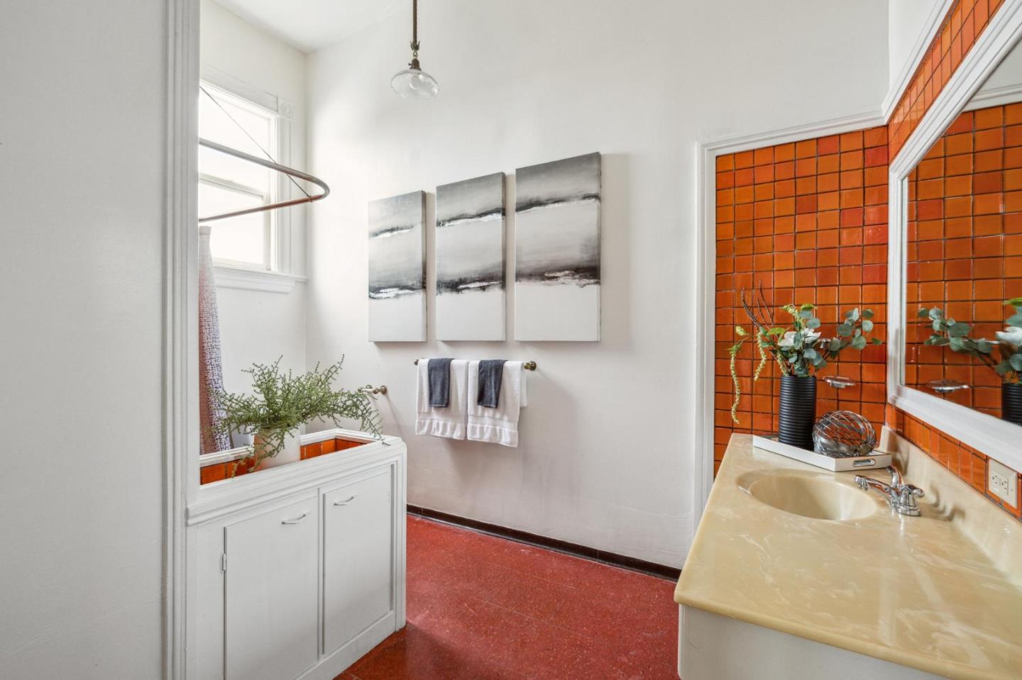 Detail Gallery Image 54 of 73 For 1358 Fell St, San Francisco,  CA 94117 - 4 Beds | 2 Baths