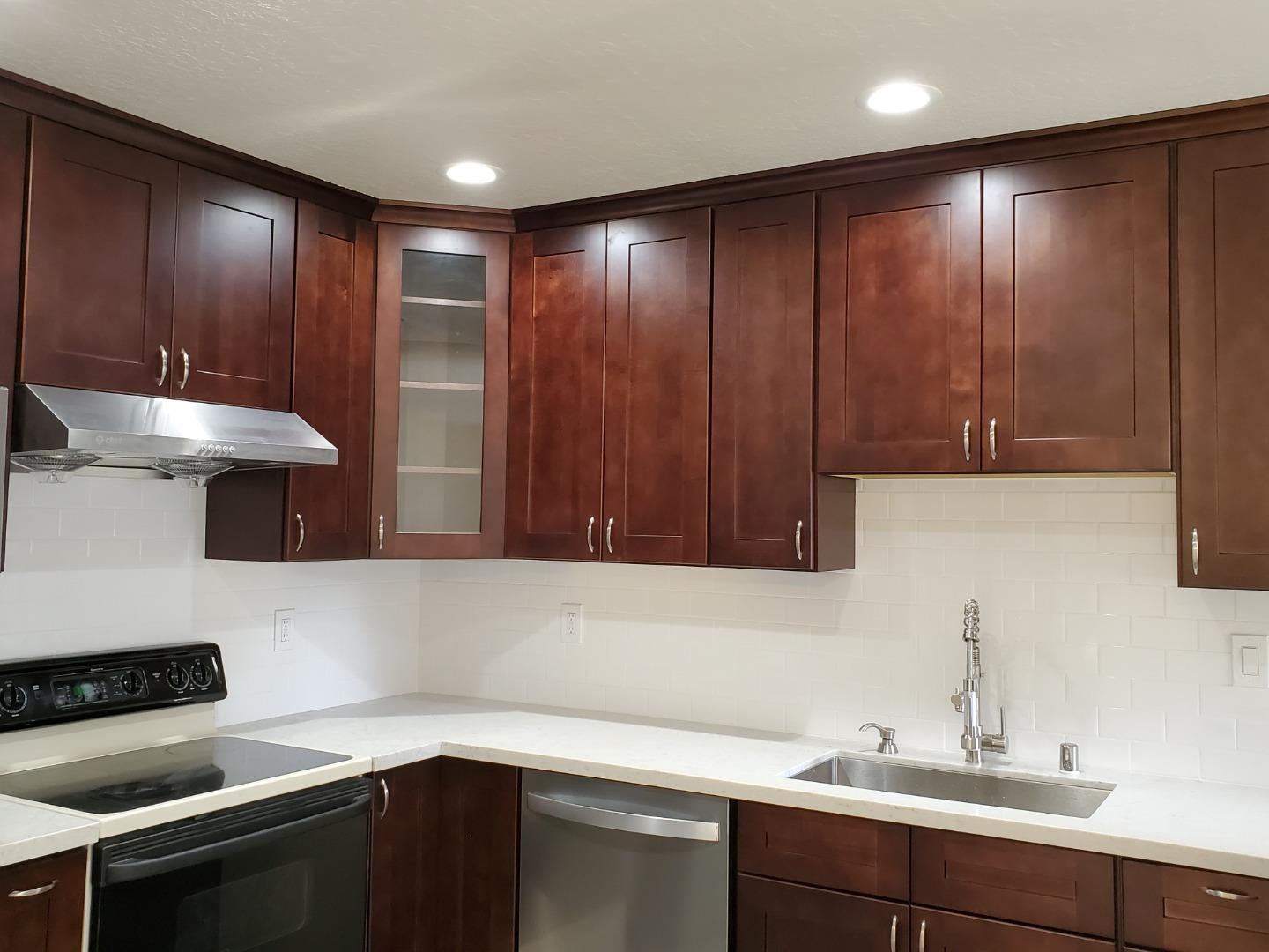 Detail Gallery Image 3 of 31 For 1055 North Capitol Ave #130,  San Jose,  CA 95133 - 2 Beds | 2 Baths