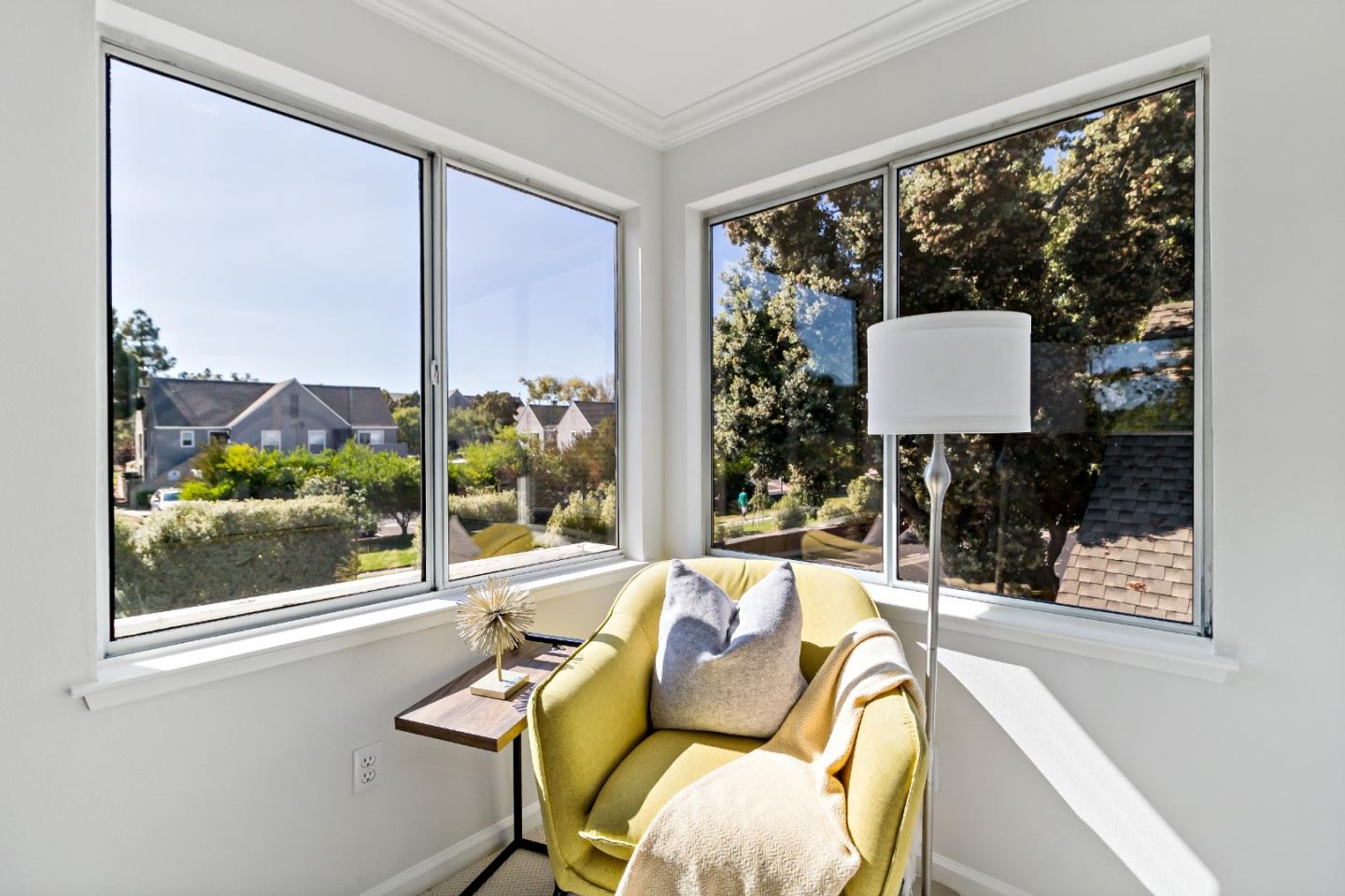 Detail Gallery Image 37 of 51 For 501 Mendocino Way, Redwood Shores,  CA 94065 - 3 Beds | 2/1 Baths