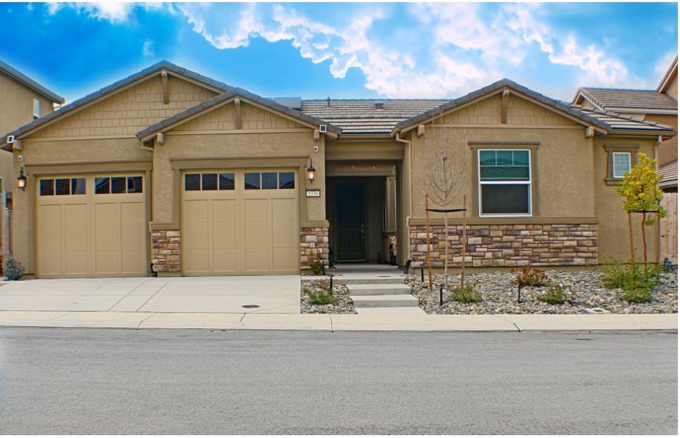 Detail Gallery Image 1 of 27 For 1336 Wildrose Dr, Hollister,  CA 95023 - 4 Beds | 3/1 Baths