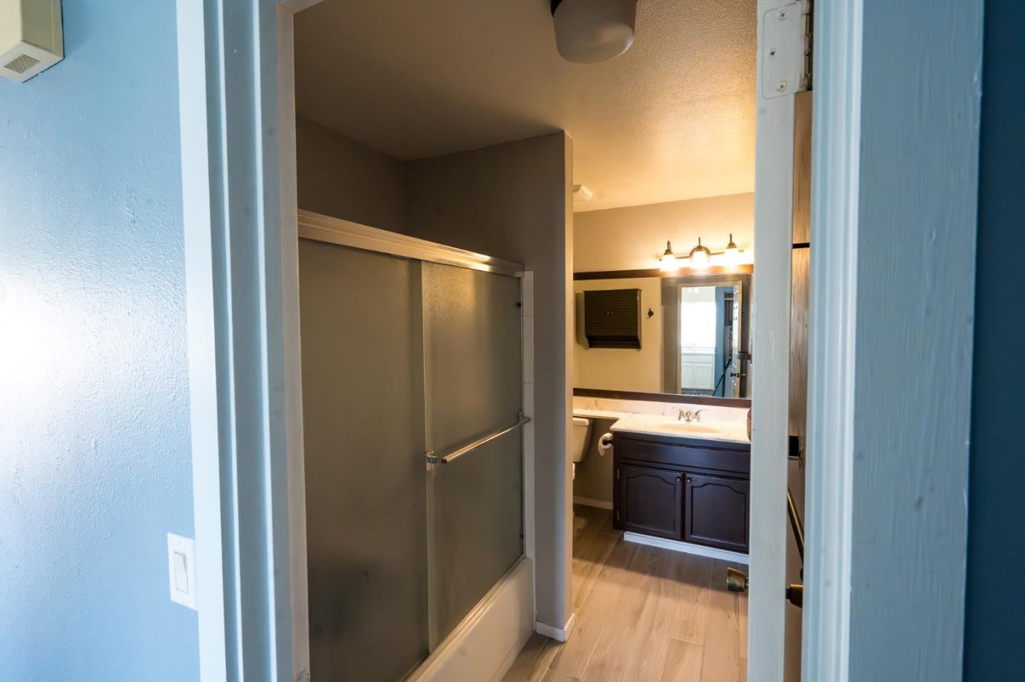 Detail Gallery Image 11 of 17 For 30 W San Joaquin St #6,  Salinas,  CA 93901 - 2 Beds | 1 Baths