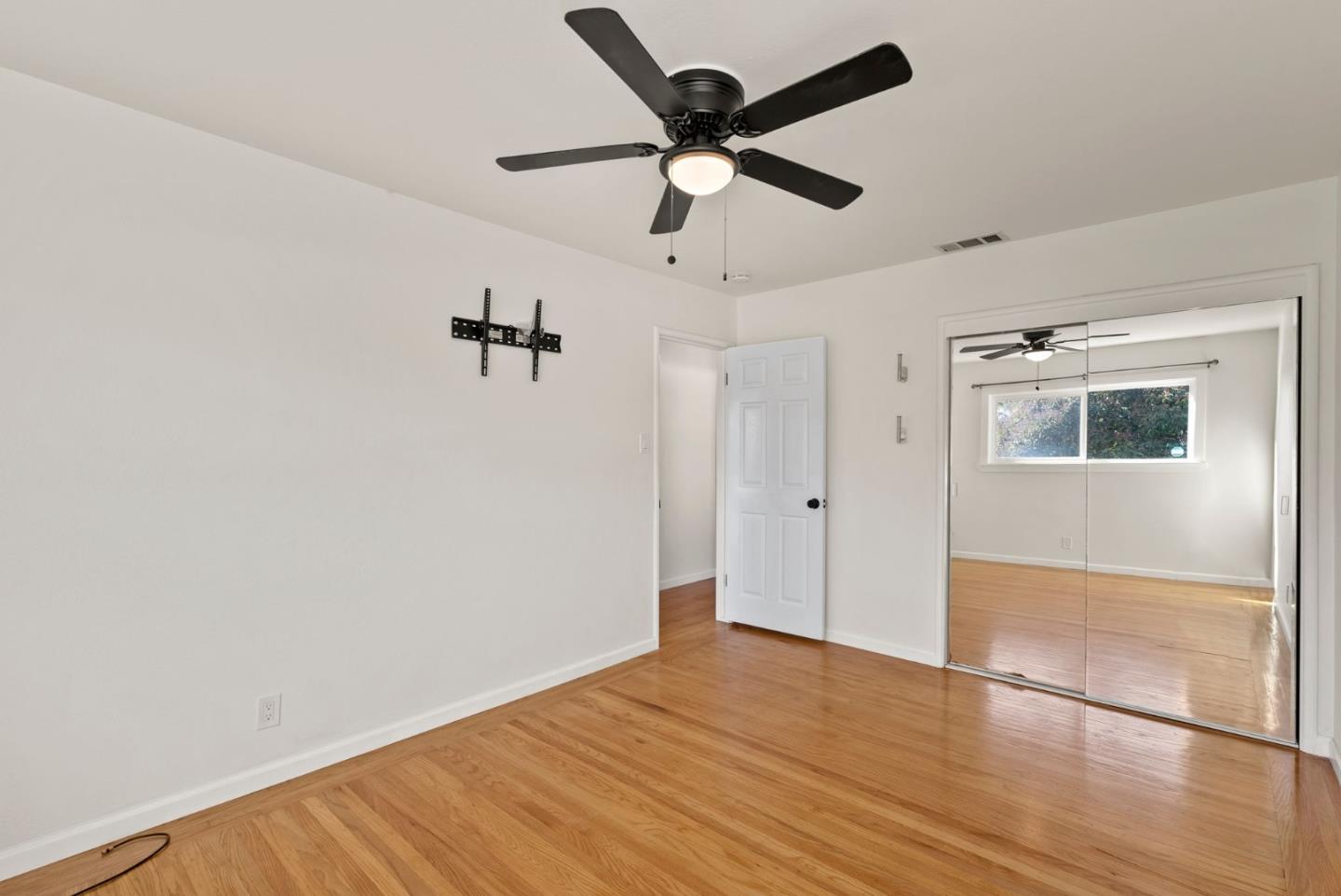 Detail Gallery Image 28 of 56 For 2947 Blanding Ct, Hayward,  CA 94541 - 3 Beds | 1/1 Baths
