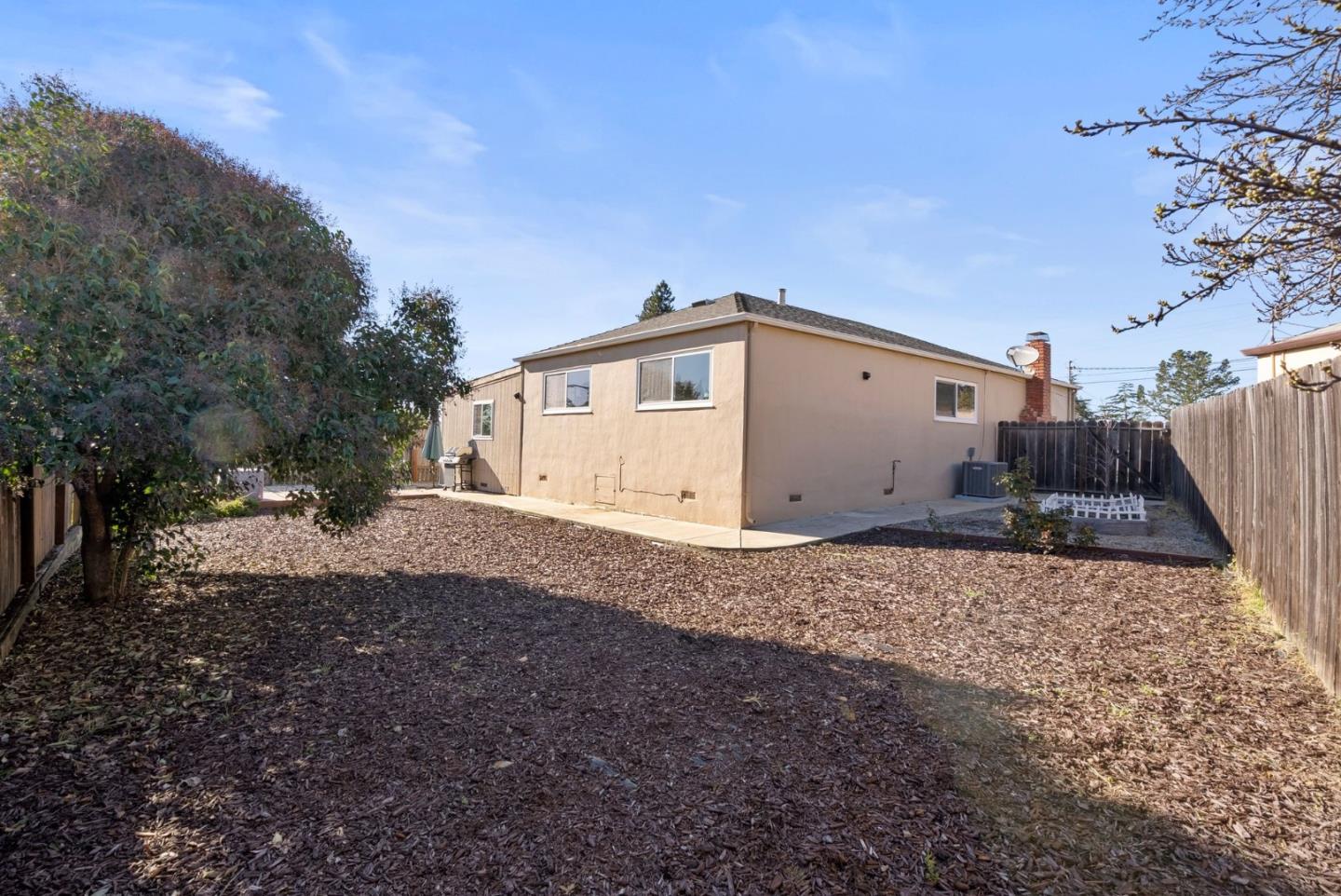 Detail Gallery Image 46 of 56 For 2947 Blanding Ct, Hayward,  CA 94541 - 3 Beds | 1/1 Baths