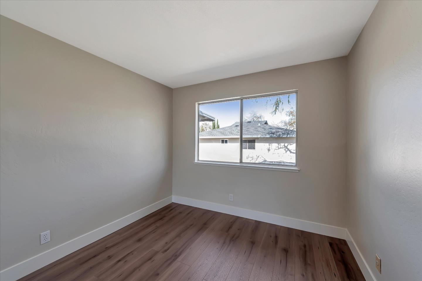 Detail Gallery Image 13 of 21 For 283 E Latimer Ave #4,  Campbell,  CA 95008 - 2 Beds | 1 Baths