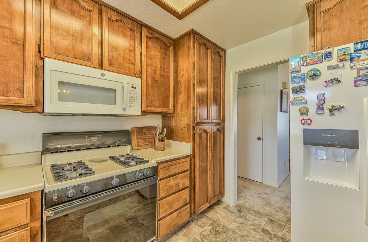 Detail Gallery Image 13 of 28 For 46357 Pine Meadow Dr, King City,  CA 93930 - 3 Beds | 2 Baths
