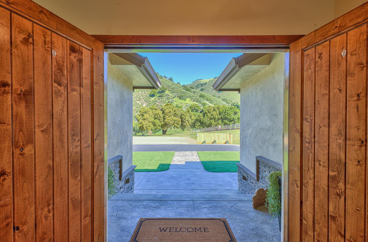 Detail Gallery Image 2 of 48 For 32144 Chualar Canyon Rd, Chualar,  CA 93925 - 3 Beds | 3 Baths