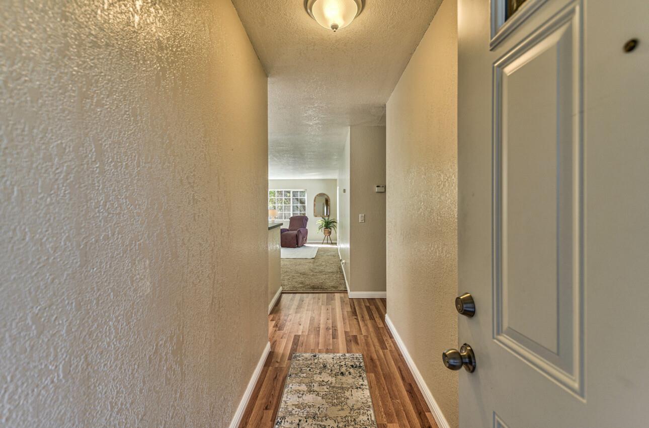 Detail Gallery Image 6 of 37 For 18428 Northridge Dr, Salinas,  CA 93906 - 3 Beds | 2 Baths