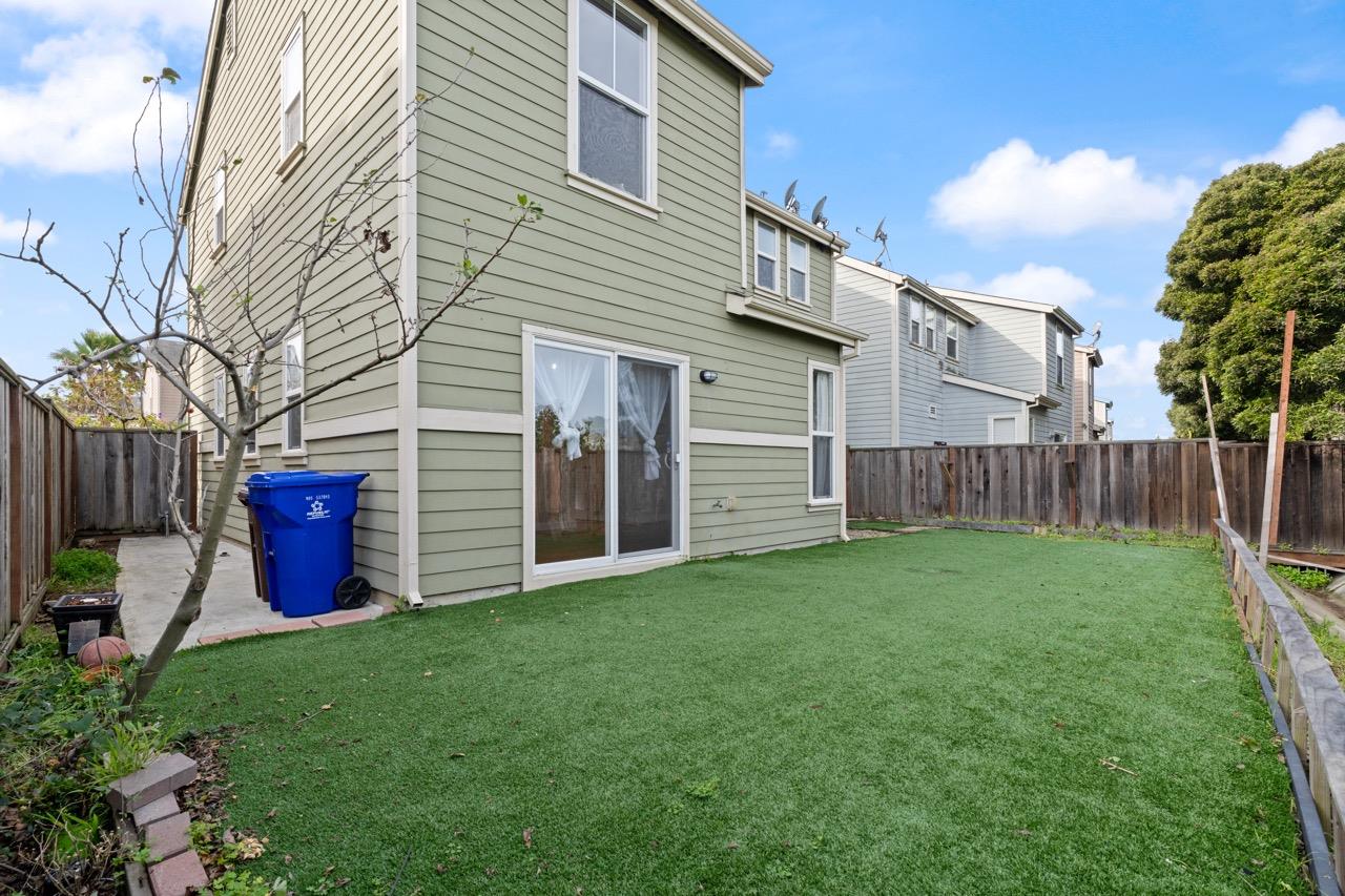 Detail Gallery Image 27 of 33 For 2673 Foothill Ave, Richmond,  CA 94804 - 3 Beds | 2 Baths