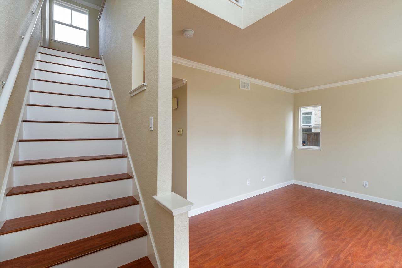 Detail Gallery Image 5 of 33 For 2673 Foothill Ave, Richmond,  CA 94804 - 3 Beds | 2 Baths
