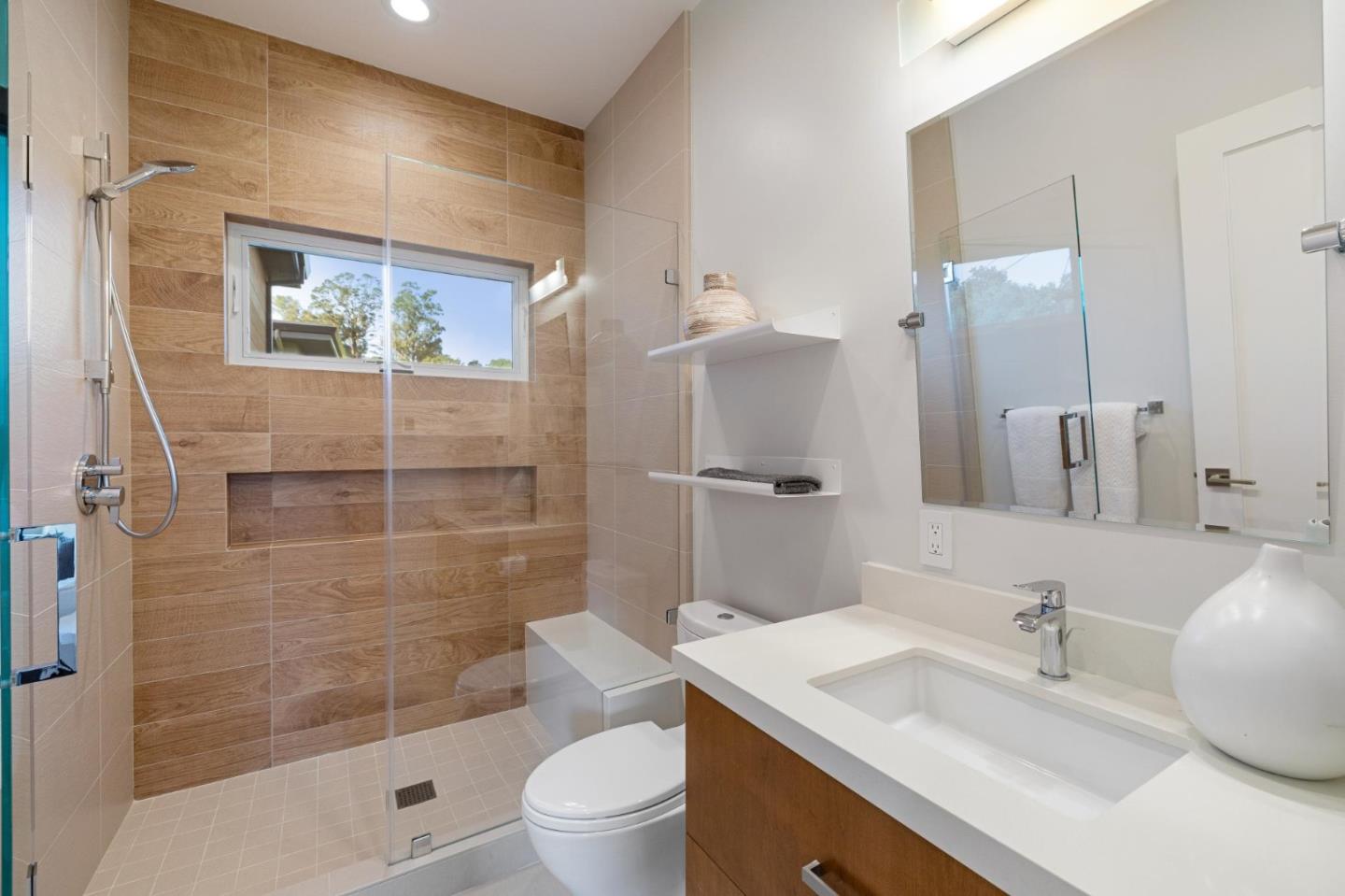 Detail Gallery Image 30 of 68 For 27640 Sherlock Rd, Los Altos Hills,  CA 94022 - 4 Beds | 4/2 Baths