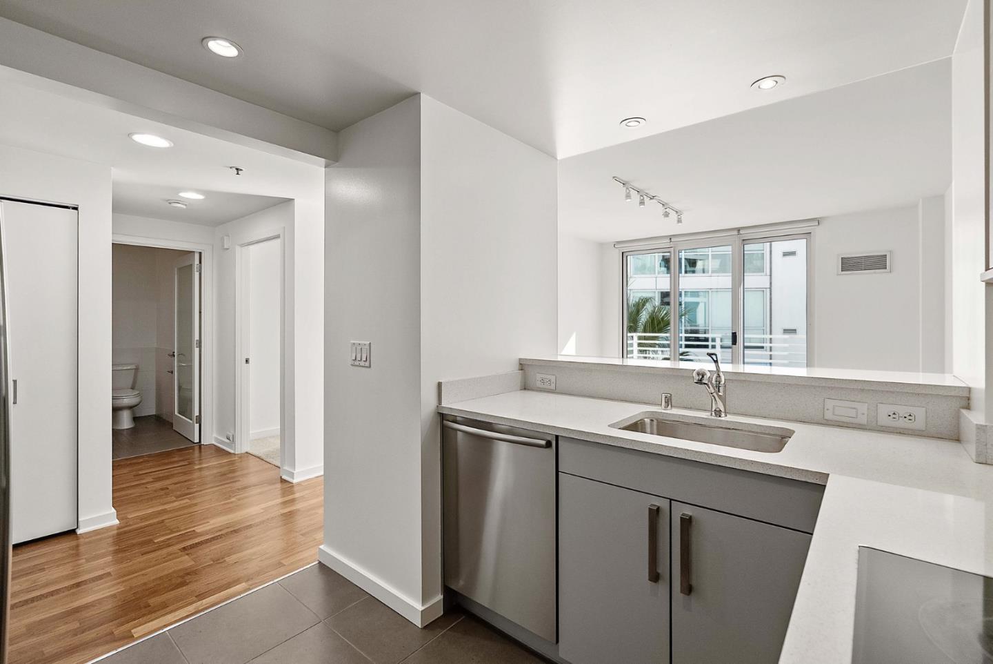 Detail Gallery Image 11 of 26 For 555 4th St #738,  San Francisco,  CA 94107 - 1 Beds | 1 Baths