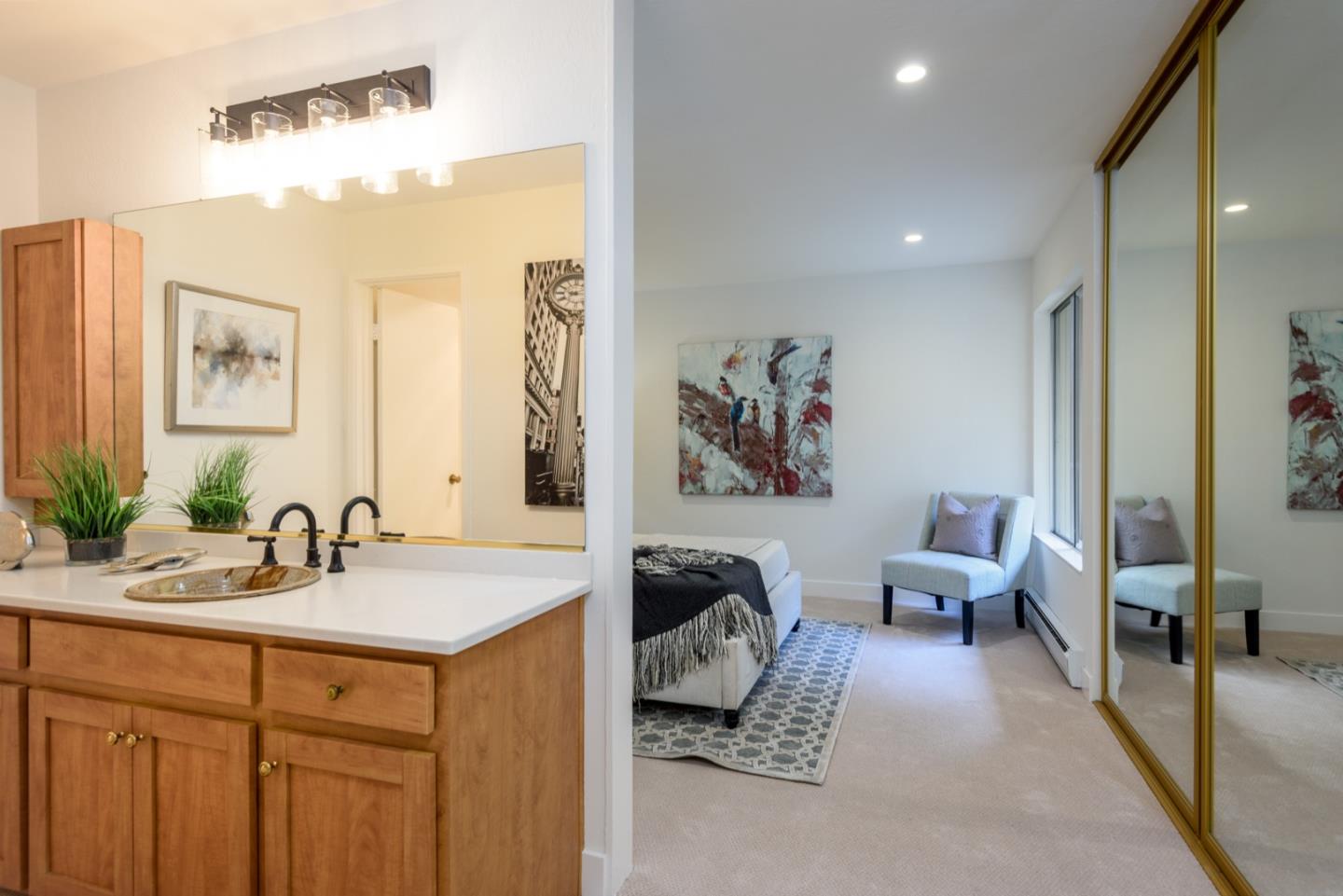 Detail Gallery Image 12 of 21 For 505 Cypress Point Dr #183,  Mountain View,  CA 94043 - 1 Beds | 1 Baths