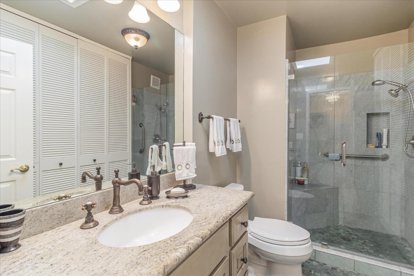 Detail Gallery Image 27 of 33 For 10 Scenic Way #303,  San Mateo,  CA 94403 - 2 Beds | 2 Baths