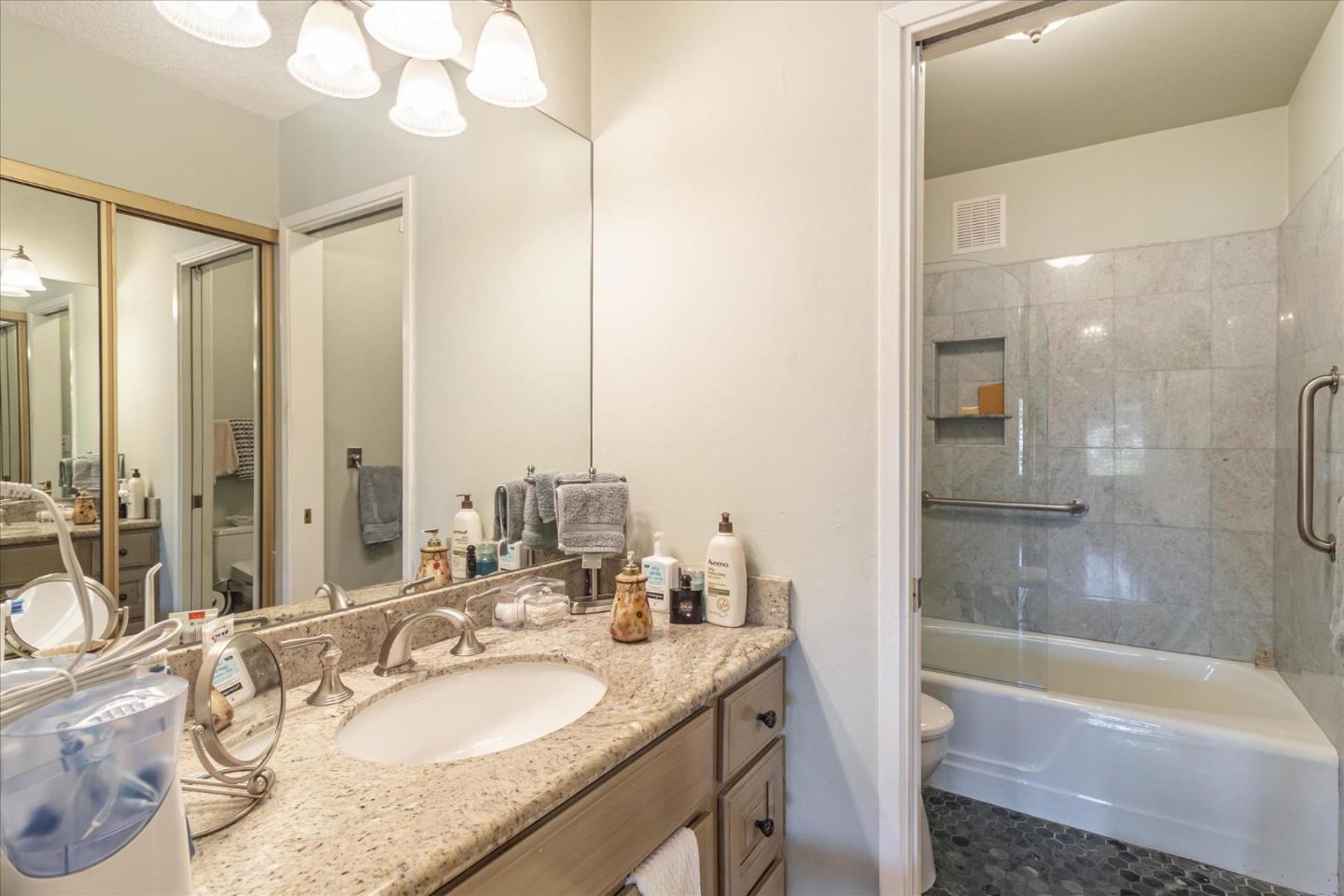 Detail Gallery Image 29 of 33 For 10 Scenic Way #303,  San Mateo,  CA 94403 - 2 Beds | 2 Baths