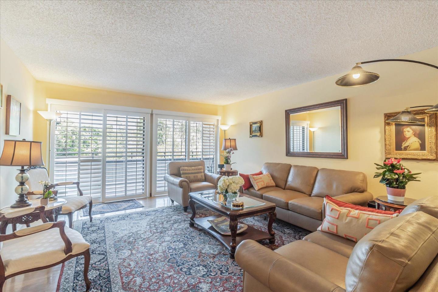 Detail Gallery Image 5 of 33 For 10 Scenic Way #303,  San Mateo,  CA 94403 - 2 Beds | 2 Baths