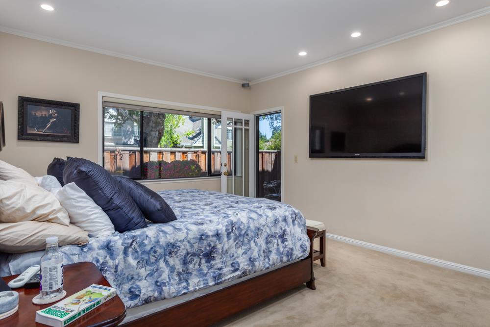 Detail Gallery Image 17 of 26 For 50 Horgan Ave #51,  Redwood City,  CA 94061 - 3 Beds | 2 Baths