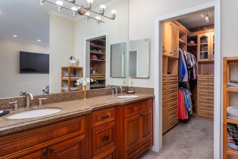 Detail Gallery Image 19 of 26 For 50 Horgan Ave #51,  Redwood City,  CA 94061 - 3 Beds | 2 Baths