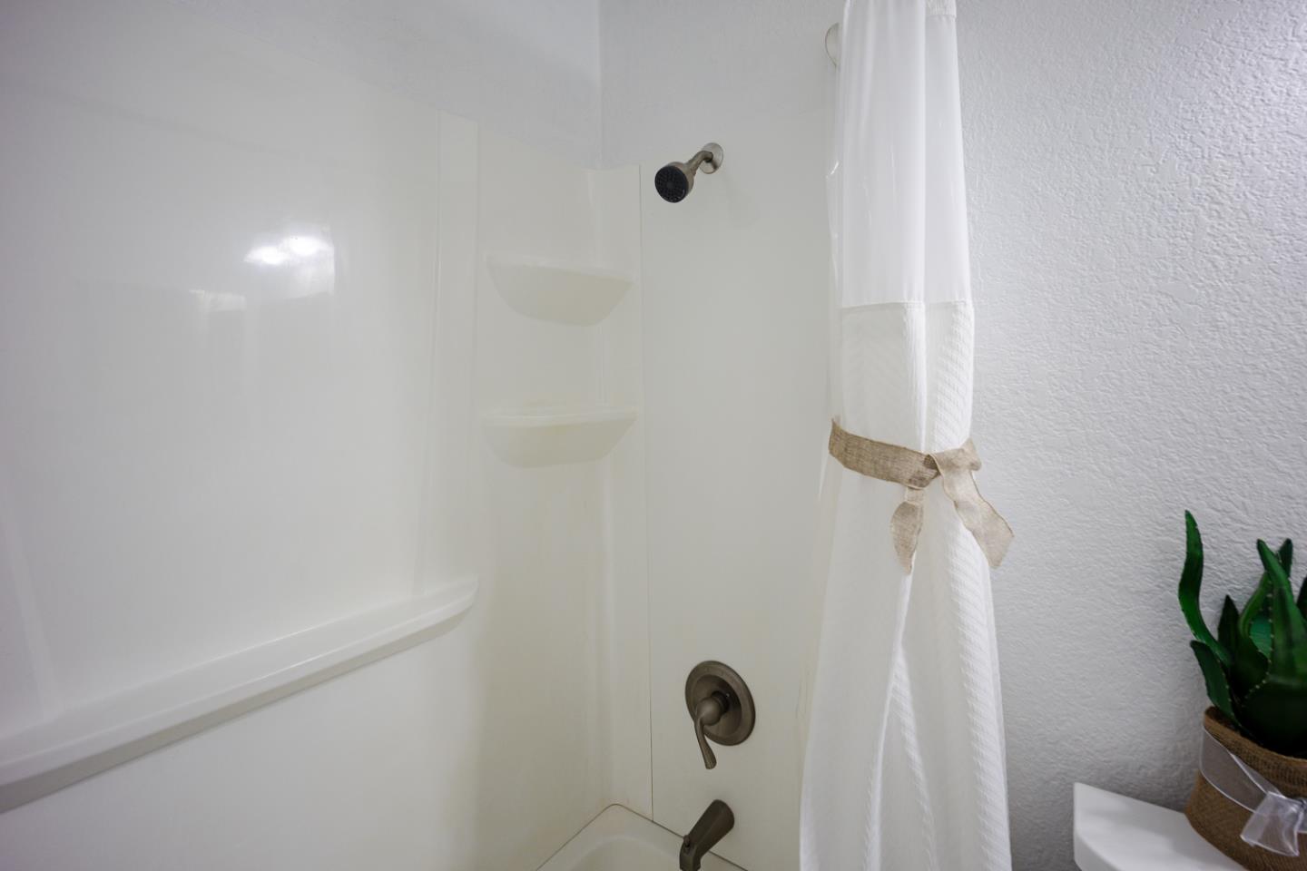 Detail Gallery Image 13 of 18 For 3550 Carter Dr #117,  South San Francisco,  CA 94080 - 2 Beds | 1/1 Baths