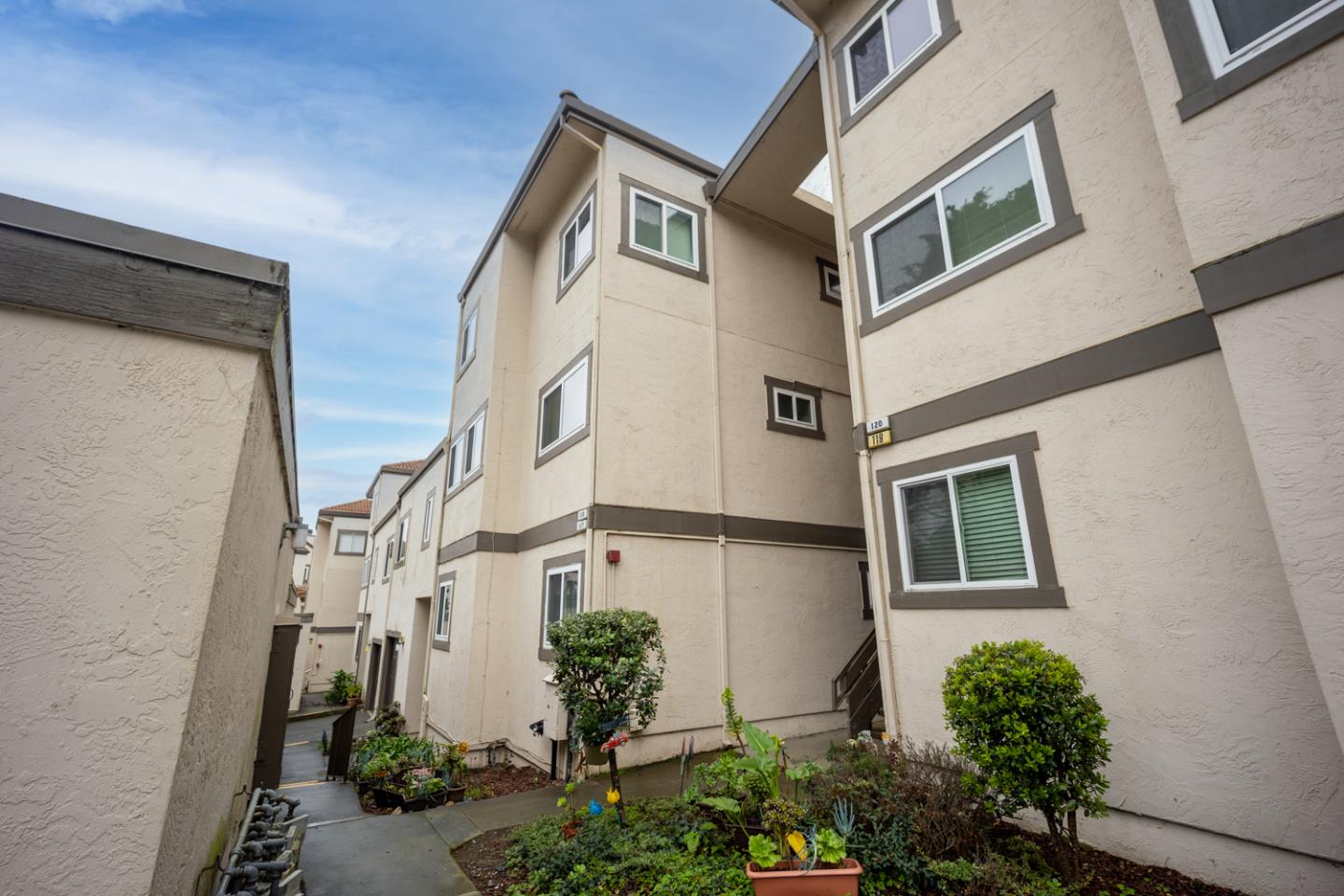 Detail Gallery Image 18 of 18 For 3550 Carter Dr #117,  South San Francisco,  CA 94080 - 2 Beds | 1/1 Baths