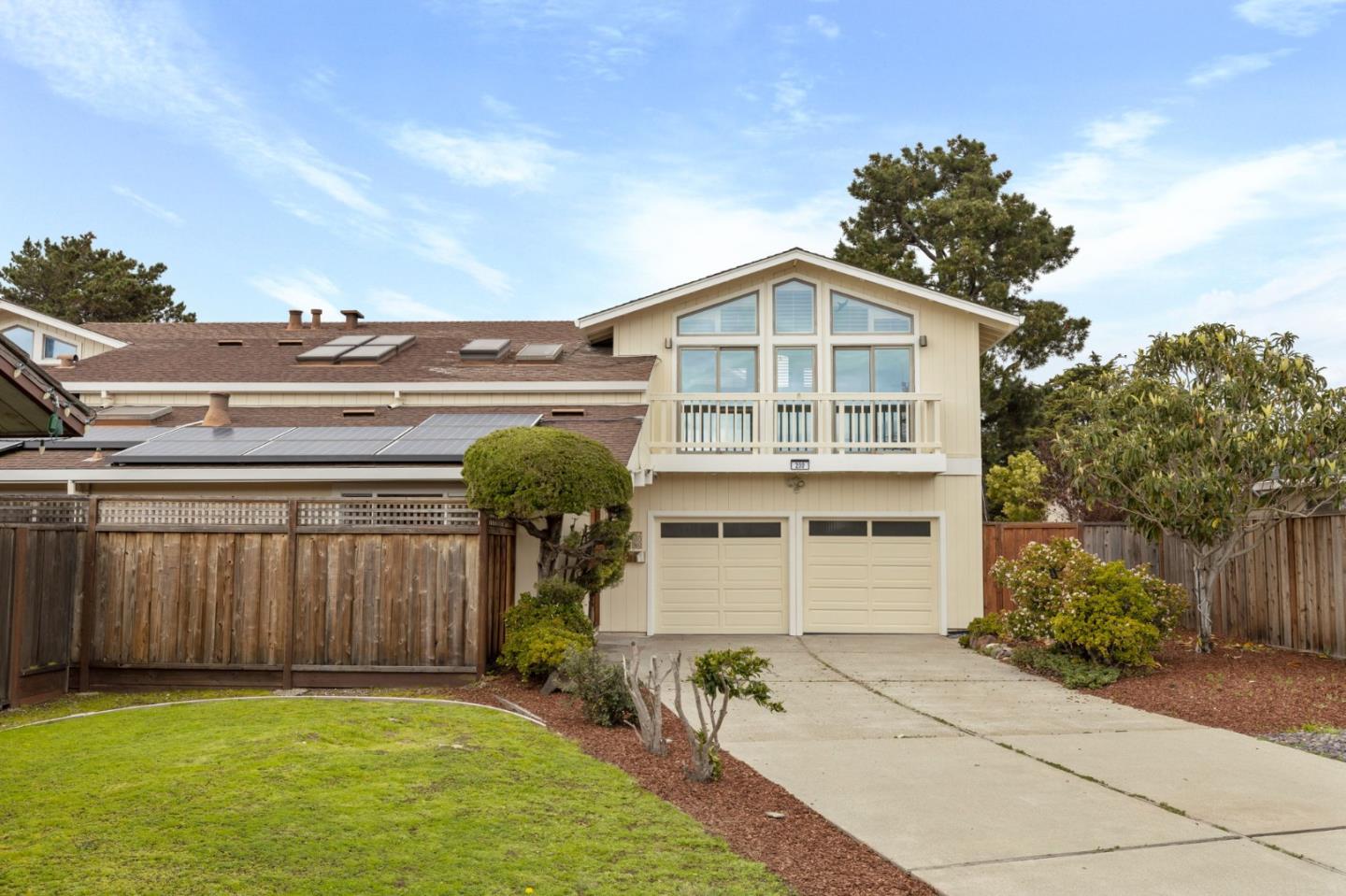 Detail Gallery Image 1 of 1 For 200 Turnstone Ct, Foster City,  CA 94404 - 5 Beds | 4 Baths