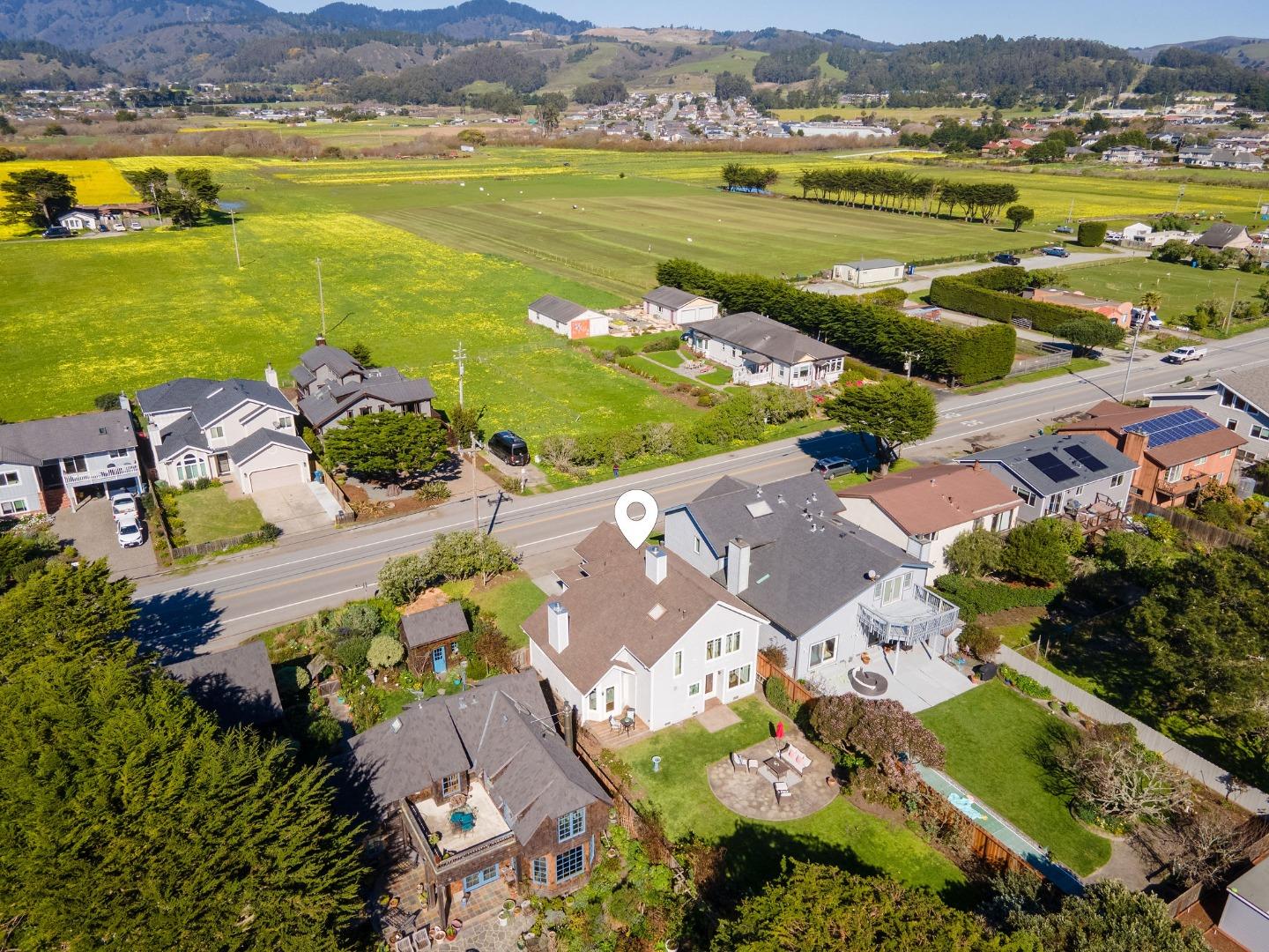 150 Kelly Ave, Half Moon Bay, CA 94019 4 Beds 2/1 Baths (Active