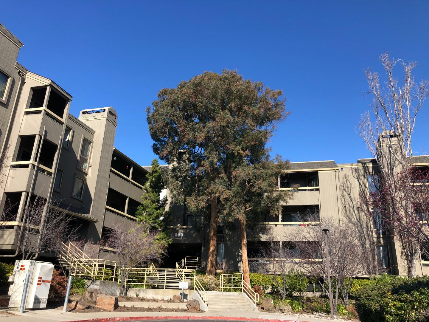 Photo of 800 Sea Spray Ln #217 in Foster City, CA