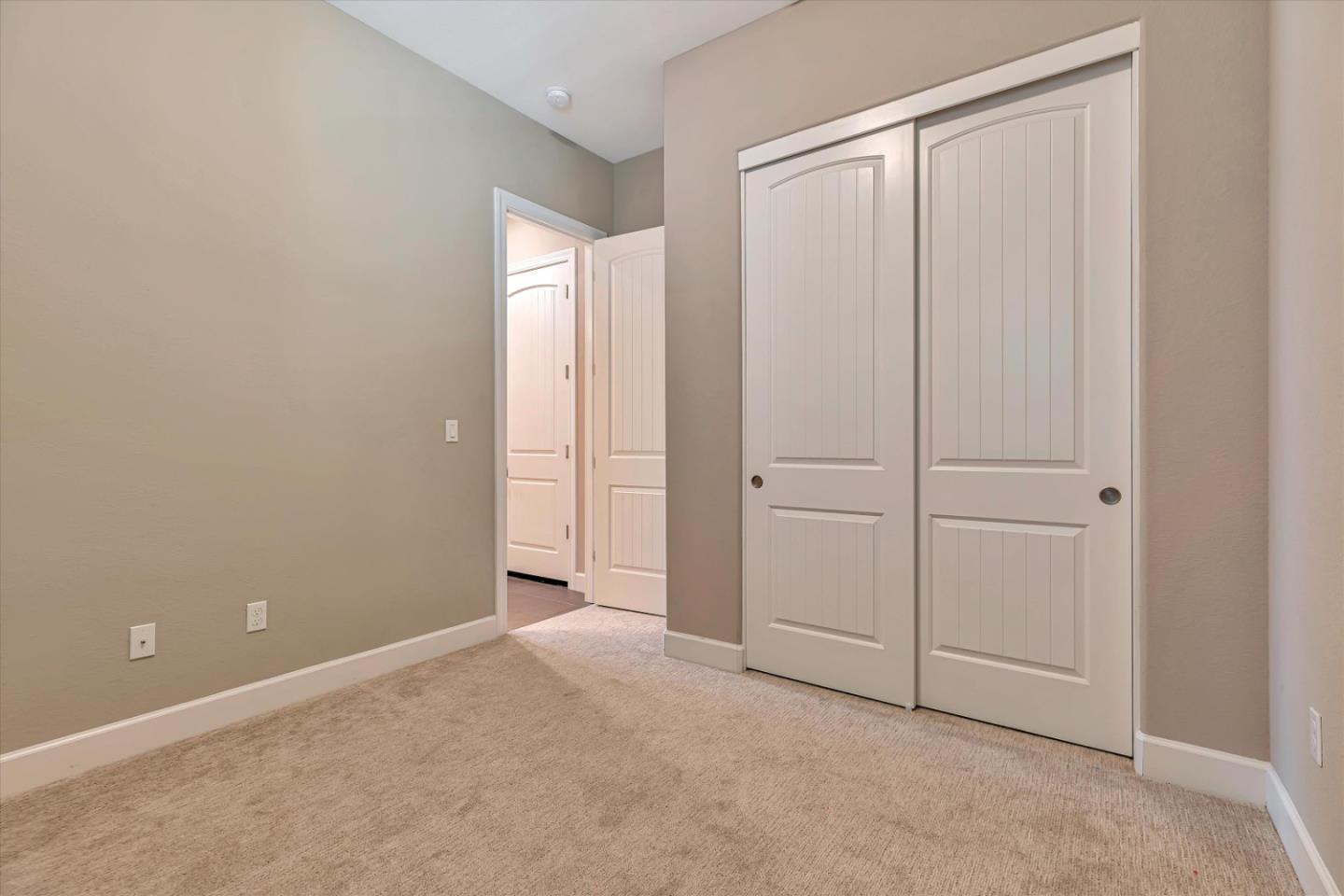 Detail Gallery Image 36 of 57 For 1319 Wildrose Dr, Hollister,  CA 95023 - 4 Beds | 3/1 Baths
