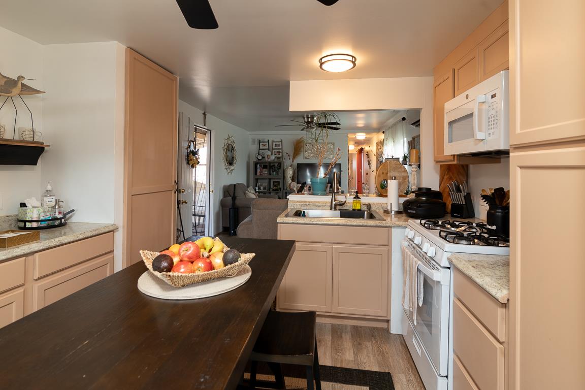 Detail Gallery Image 37 of 39 For 2151 E Pachecho Blvd #64,  Los Banos,  CA 93635 - 2 Beds | 1 Baths