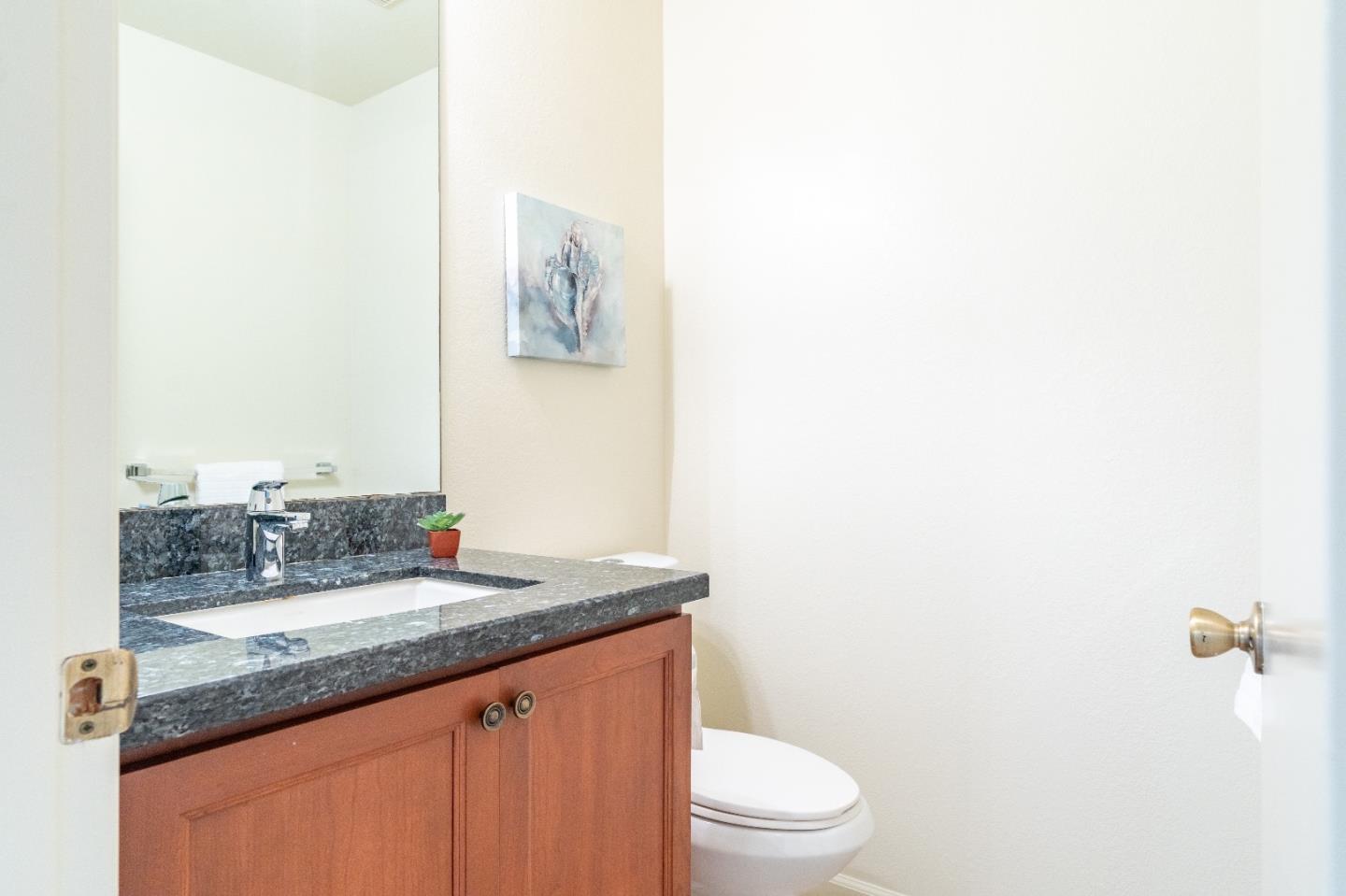 Detail Gallery Image 17 of 30 For 943 Fassler Ave, Pacifica,  CA 94044 - 2 Beds | 2/1 Baths