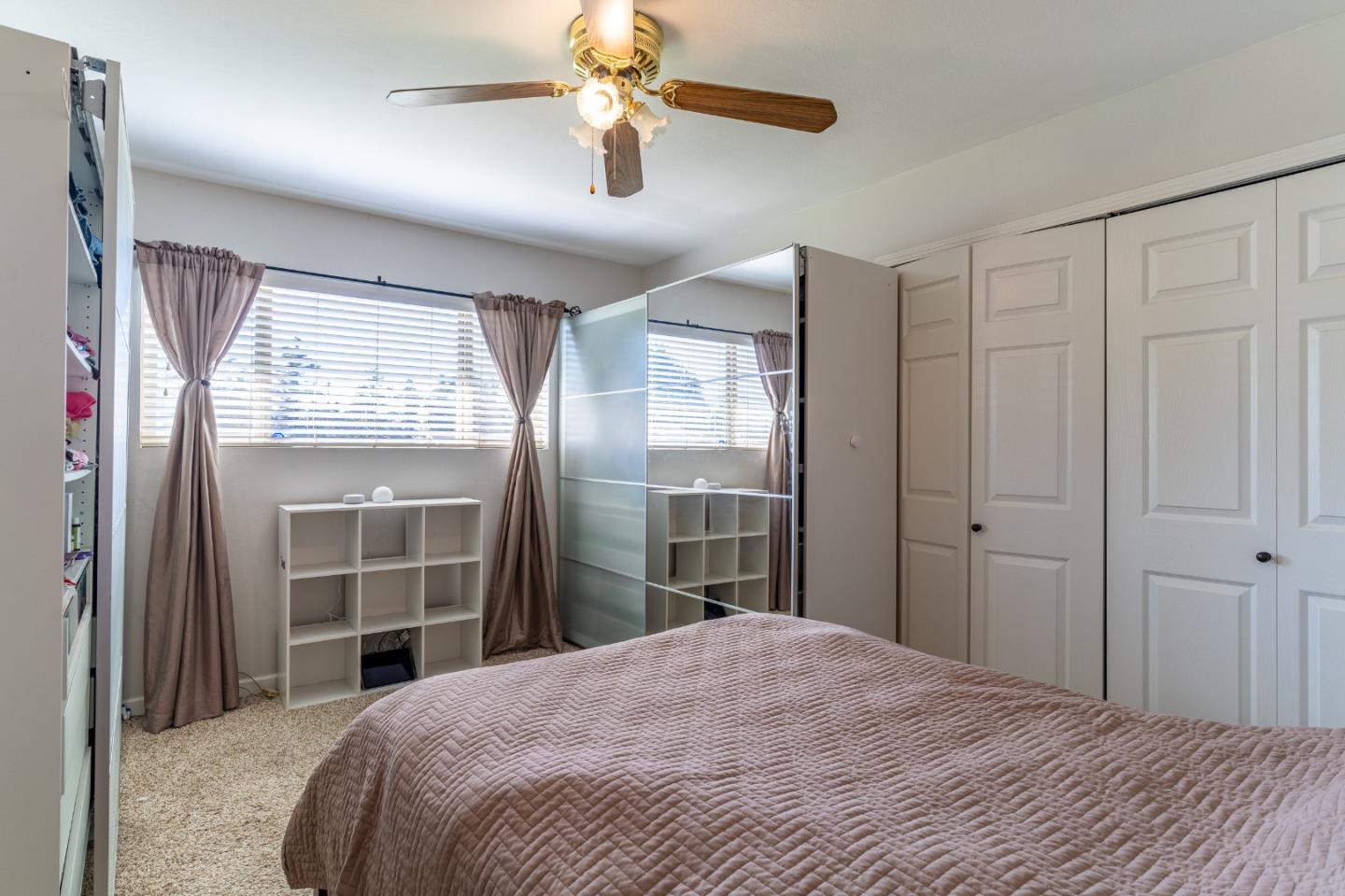 Detail Gallery Image 11 of 22 For 22115 Berry Dr, Salinas,  CA 93908 - 4 Beds | 2 Baths