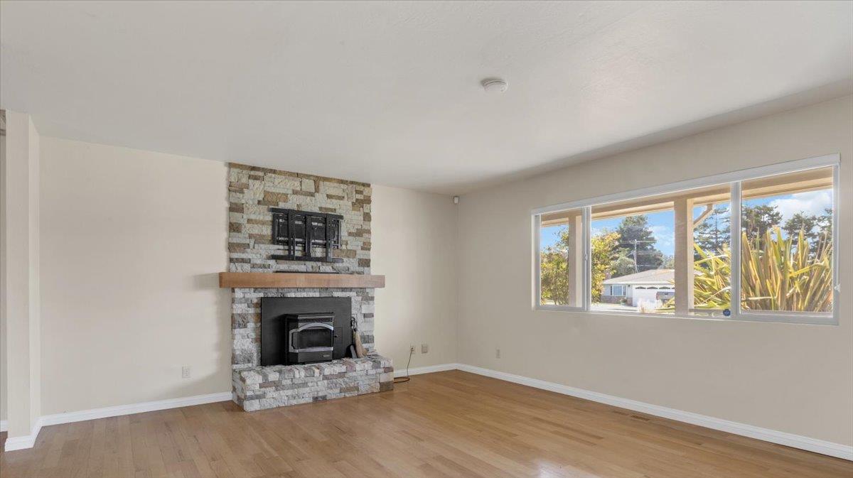 22115 Berry Dr