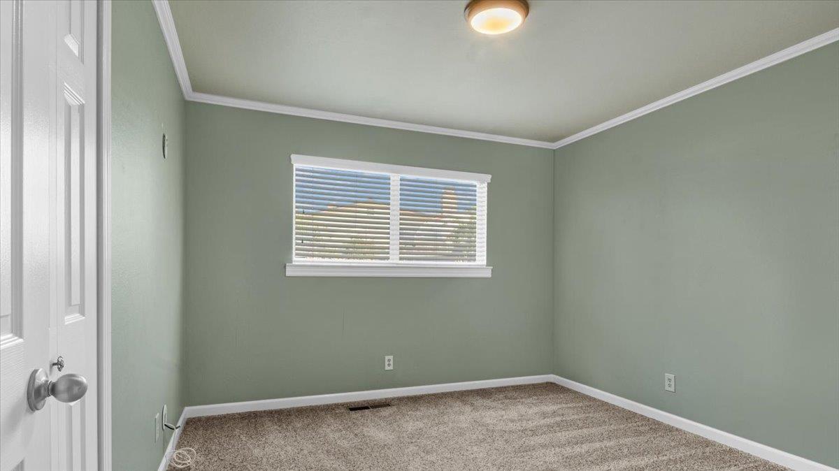 22115 Berry Dr
