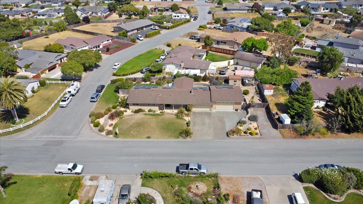 22115 Berry Dr