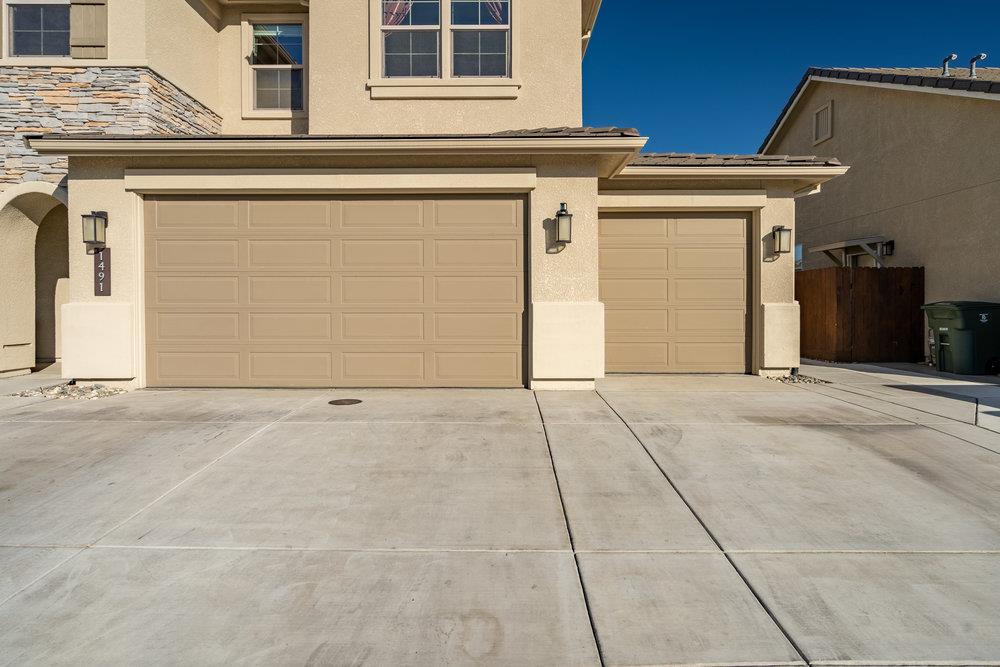 Detail Gallery Image 7 of 82 For 1491 Azalea Ct, Hollister,  CA 95023 - 4 Beds | 3 Baths