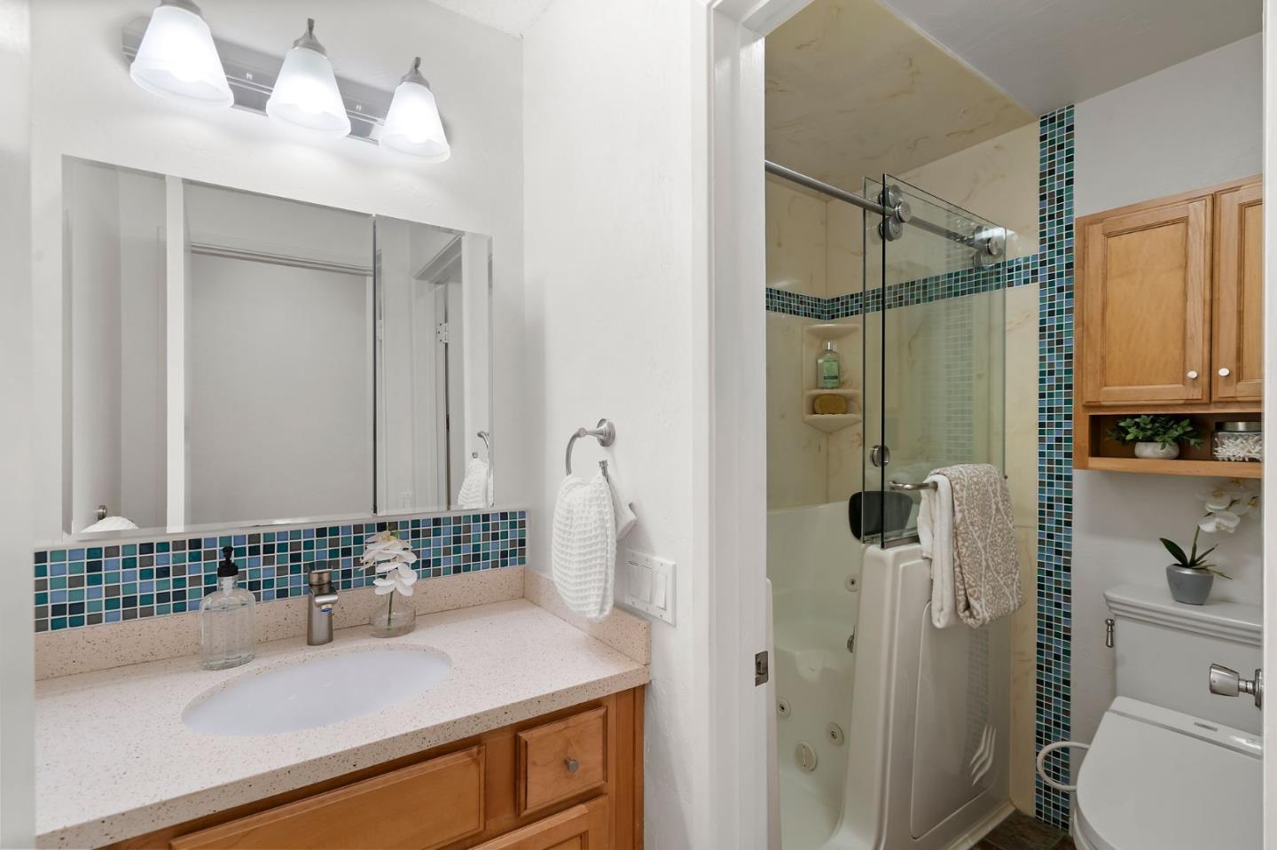 Detail Gallery Image 14 of 34 For 320 Vallejo Dr #7,  Millbrae,  CA 94030 - 2 Beds | 2 Baths