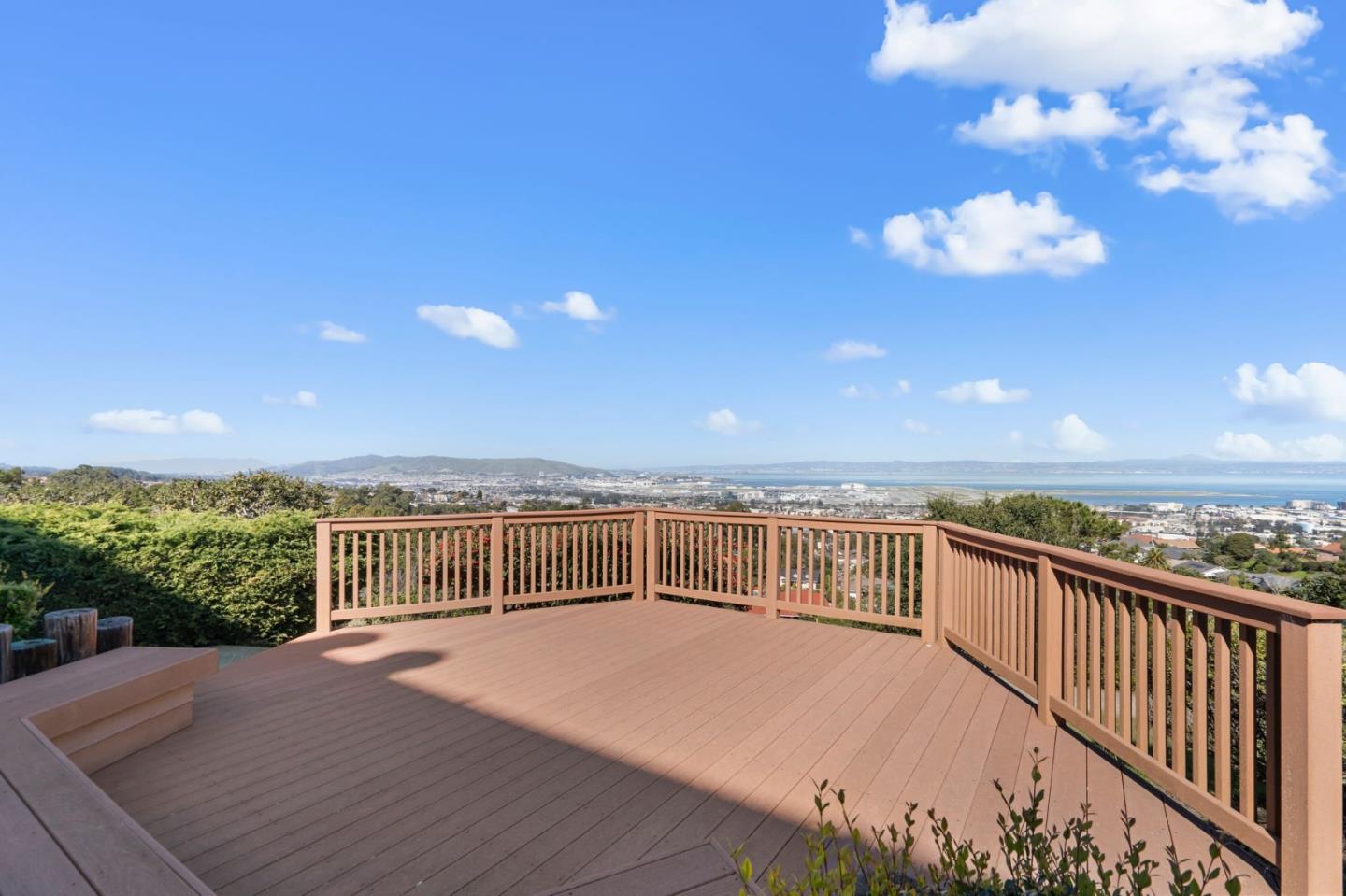 Detail Gallery Image 25 of 34 For 320 Vallejo Dr #7,  Millbrae,  CA 94030 - 2 Beds | 2 Baths