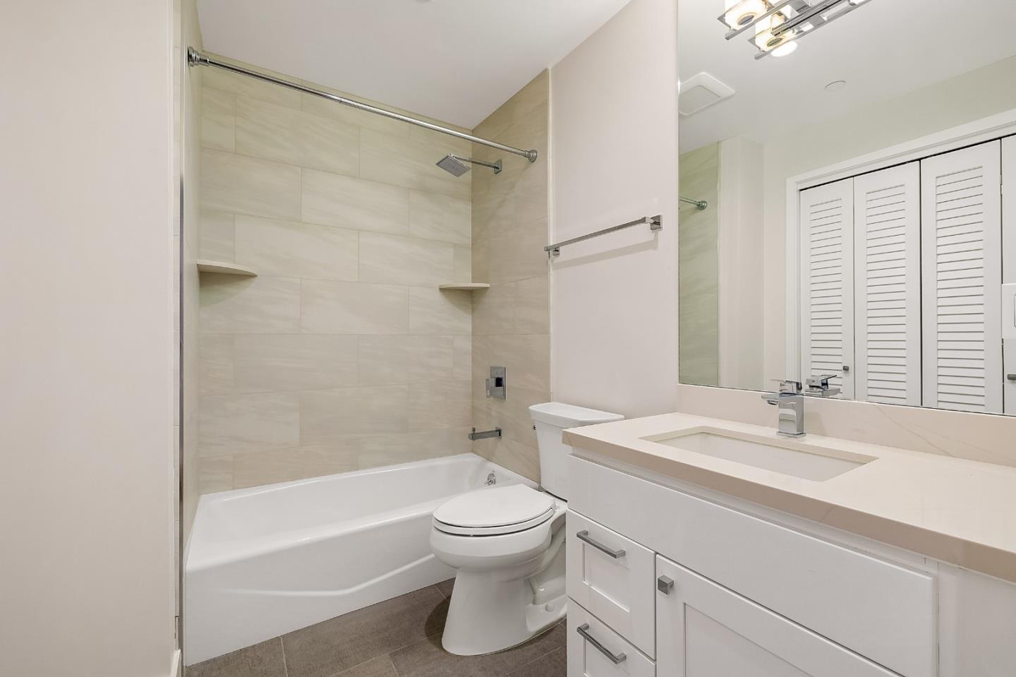 Detail Gallery Image 9 of 14 For 30 Hermosa Ave #303,  Millbrae,  CA 94030 - 3 Beds | 2 Baths