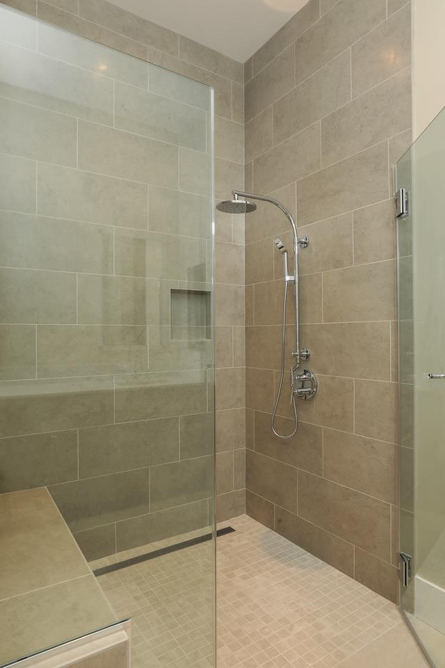 Detail Gallery Image 12 of 45 For 389 First St #14,  Los Altos,  CA 94022 - 2 Beds | 2/1 Baths